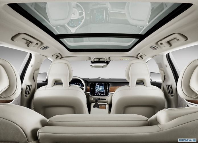 2017 Volvo V90 Estate - фотография 35 из 45