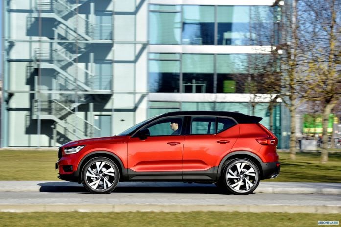 2018 Volvo XC40 D4 R-Design - фотография 21 из 40 2018 Volvo XC40 D4 R-Design - фотография 21 из 40