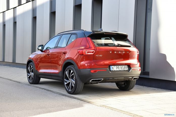 2018 Volvo XC40 D4 R-Design - фотография 28 из 40 2018 Volvo XC40 D4 R-Design - фотография 28 из 40