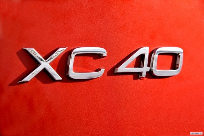 2018 Volvo XC40 D4 R-Design - фотография 39 из 40