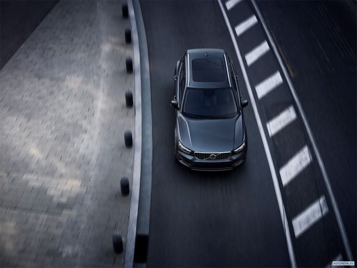 2018 Volvo XC40 T5 Inscription - фотография 15 из 21