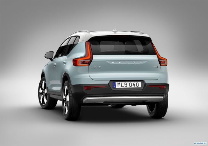 2018 Volvo XC40 T5 Momentum - фотография 12 из 18 2018 Volvo XC40 T5 Momentum - фотография 12 из 18