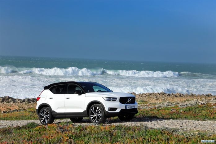 2018 Volvo XC40  T5 R-Design - фотография 6 из 40