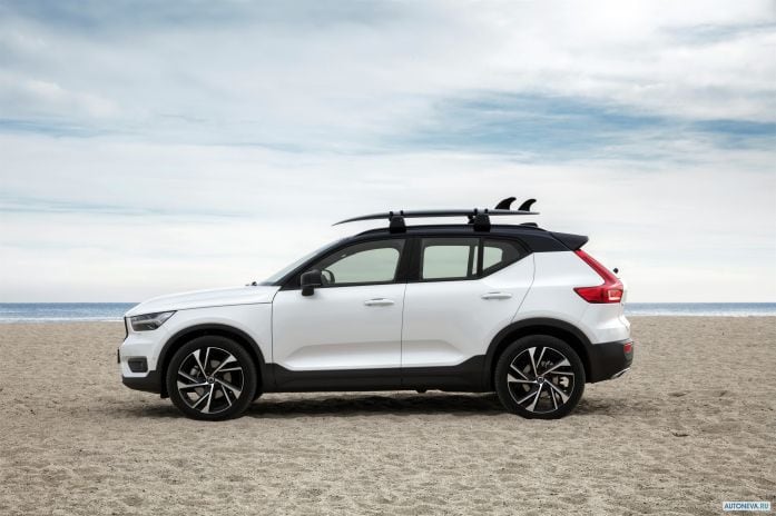 2018 Volvo XC40 T5 R-Design - фотография 13 из 40 2018 Volvo XC40 T5 R-Design - фотография 13 из 40