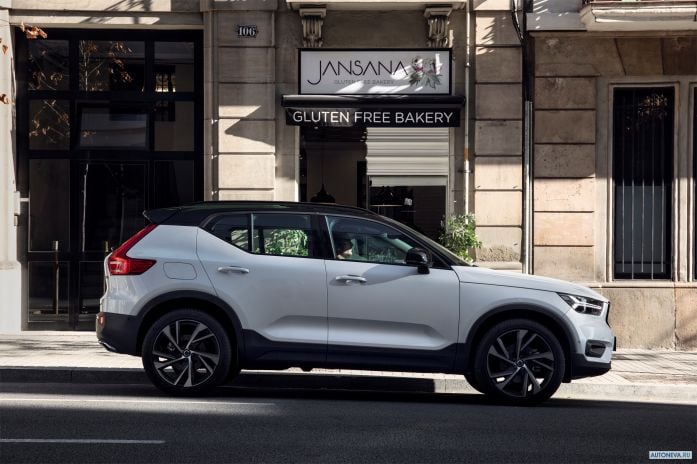 2018 Volvo XC40  T5 R-Design - фотография 19 из 40