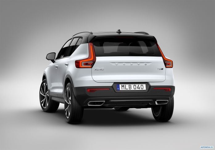 2018 Volvo XC40 T5 R-Design - фотография 22 из 40 2018 Volvo XC40 T5 R-Design - фотография 22 из 40