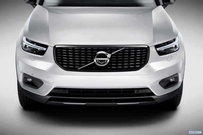 2018 Volvo XC40 T5 R-Design - фотография 39 из 40 2018 Volvo XC40 T5 R-Design - фотография 39 из 40