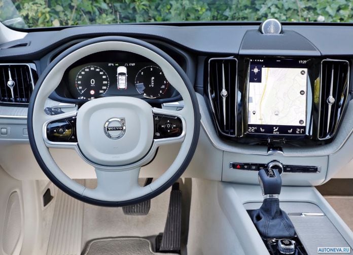 2018 Volvo XC60 - фотография 74 из 115