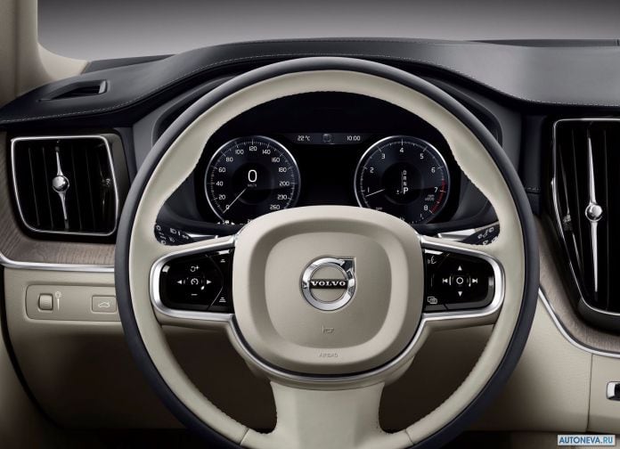 2018 Volvo XC60 - фотография 77 из 115