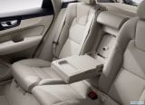 volvo_2018_xc60_082.jpg