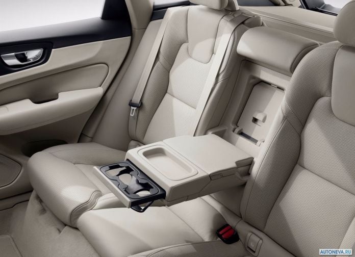 2018 Volvo XC60 - фотография 83 из 115