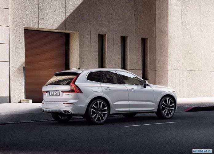 2018 Volvo XC60 Polestar - фотография 3 из 10