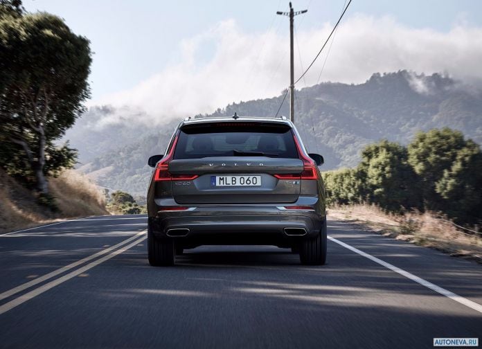 2018 Volvo XC60 Polestar - фотография 8 из 10