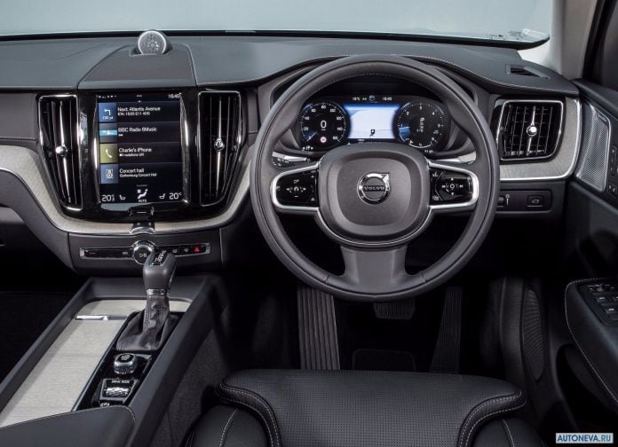 2018 Volvo XC60 UK-version - фотография 88 из 159