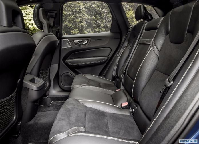 2018 Volvo XC60 UK-version - фотография 101 из 159