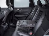volvo_2018_xc60_uk_version_103.jpg