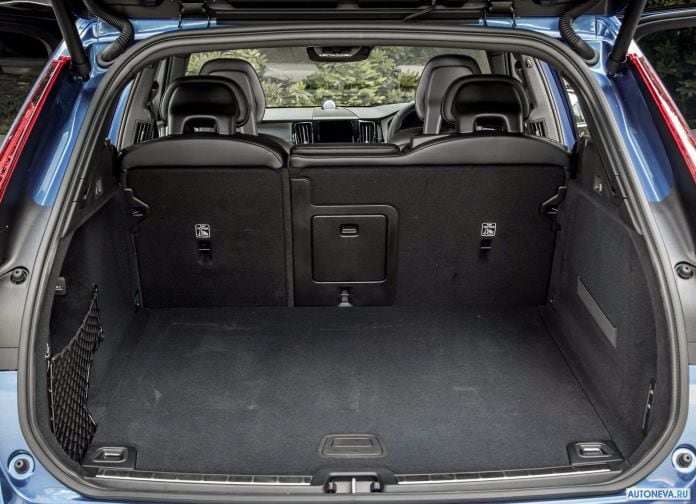 2018 Volvo XC60 UK-version - фотография 129 из 159