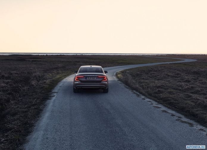 2019 Volvo S60 - фотография 48 из 143