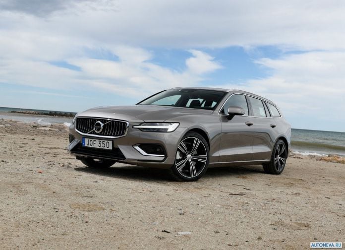 2019 Volvo V60 - фотография 3 из 215