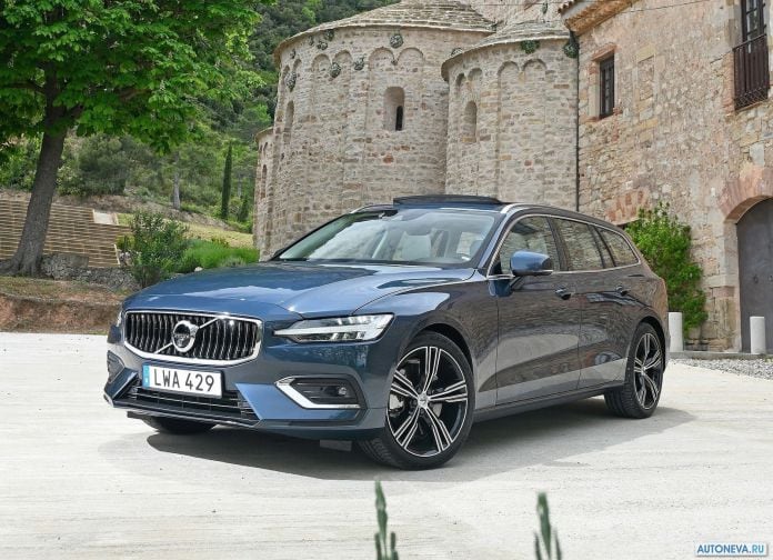 2019 Volvo V60 - фотография 8 из 215