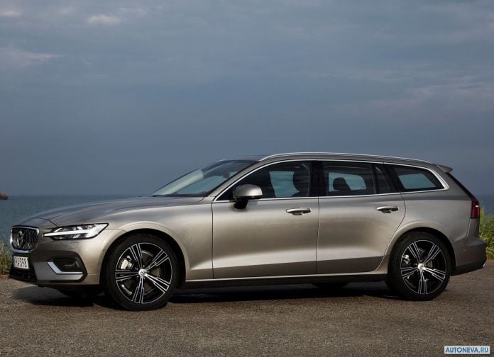 2019 Volvo V60 - фотография 14 из 215