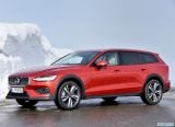 volvo_2019_v60_cross_country_008.jpg