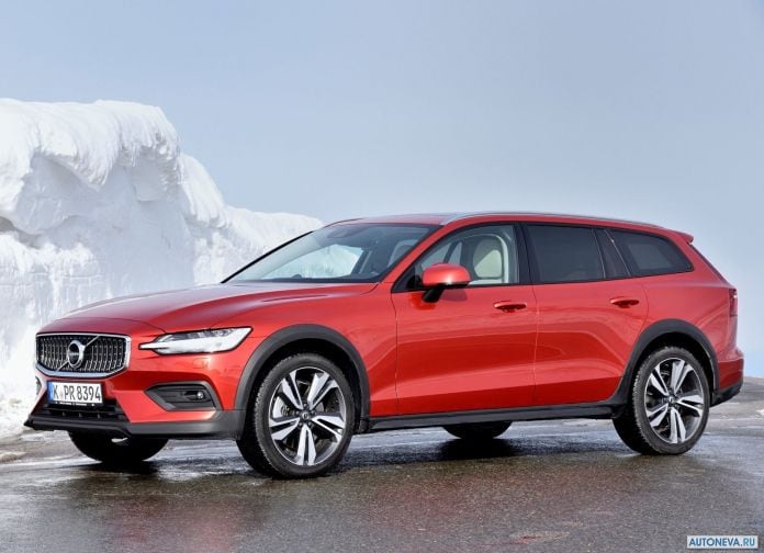 2019 Volvo V60 Cross Country - фотография 8 из 107