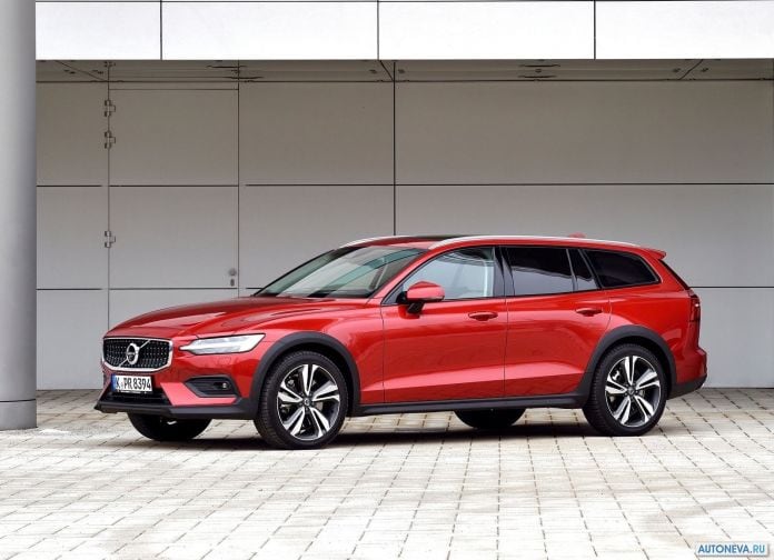 2019 Volvo V60 Cross Country - фотография 10 из 107
