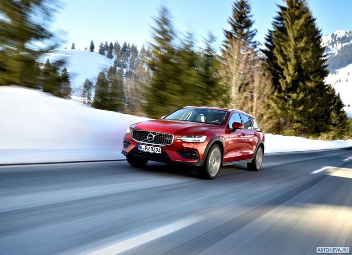 2019 Volvo V60 Cross Country - фотография 20 из 107