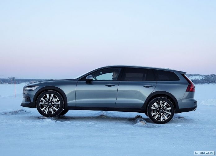 2019 Volvo V60 Cross Country - фотография 26 из 107