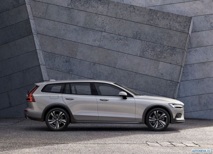 2019 Volvo V60 Cross Country - фотография 29 из 107