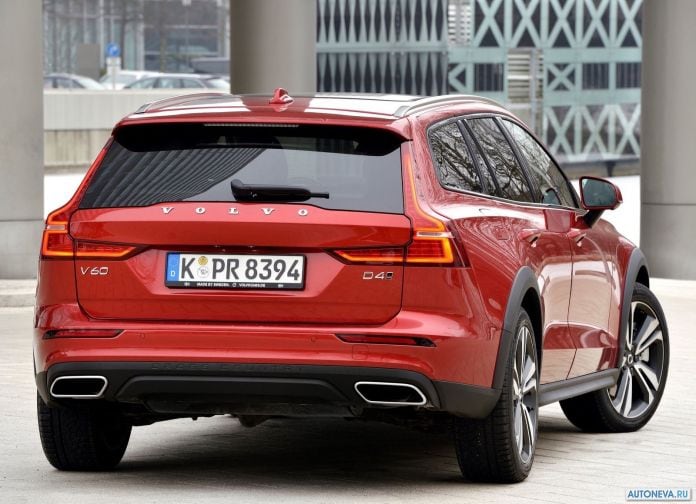 2019 Volvo V60 Cross Country - фотография 37 из 107