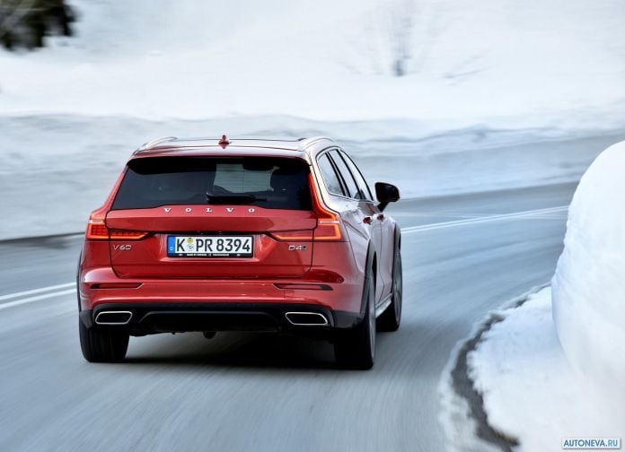 2019 Volvo V60 Cross Country - фотография 42 из 107