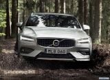 volvo_2019_v60_cross_country_045.jpg