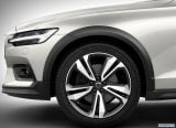 volvo_2019_v60_cross_country_101.jpg
