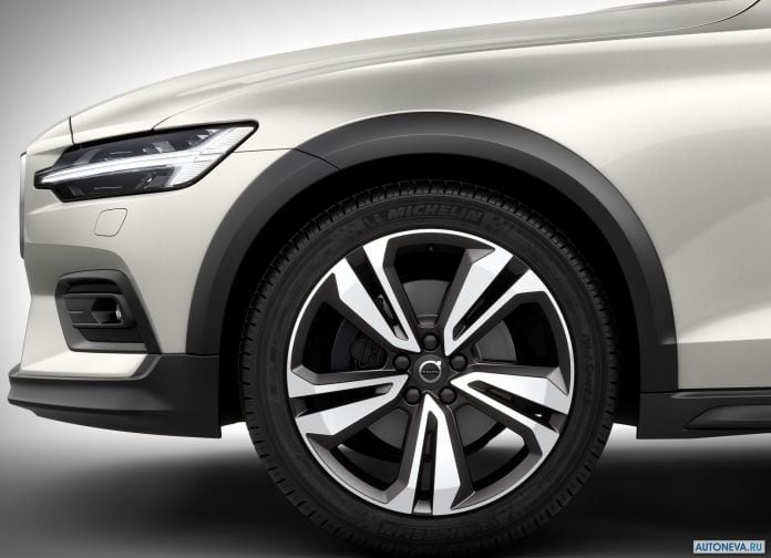2019 Volvo V60 Cross Country - фотография 101 из 107