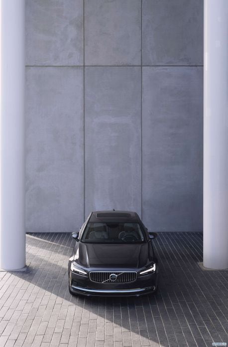 2020 Volvo S90 T8 AWD Recharge Inscription - фотография 1 из 12 2020 Volvo S90 T8 AWD Recharge Inscription - фотография 1 из 12