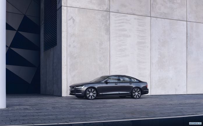 2020 Volvo S90 T8 AWD Recharge Inscription - фотография 4 из 12