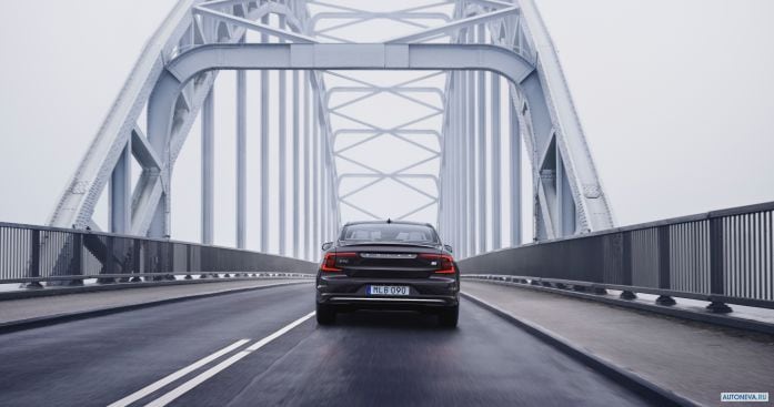 2020 Volvo S90 T8 AWD Recharge Inscription - фотография 8 из 12 2020 Volvo S90 T8 AWD Recharge Inscription - фотография 8 из 12