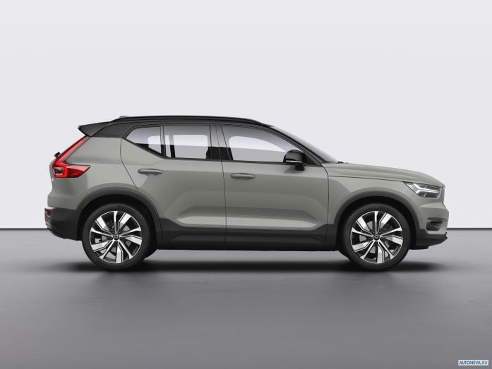 2020 Volvo XC40 Recharge P8 AWD - фотография 8 из 24