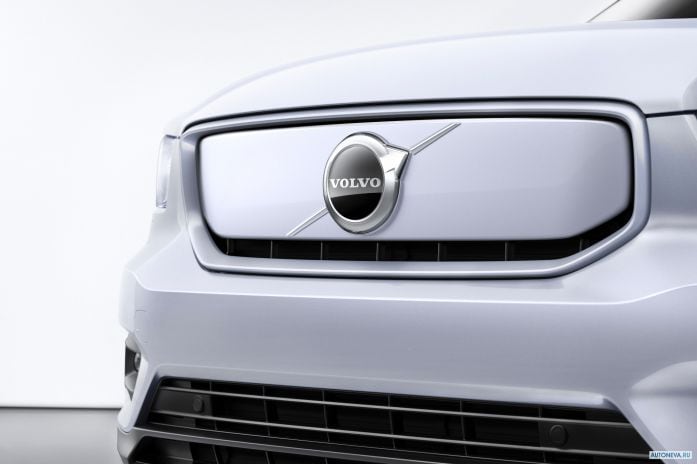2020 Volvo XC40 Recharge P8 AWD - фотография 23 из 24