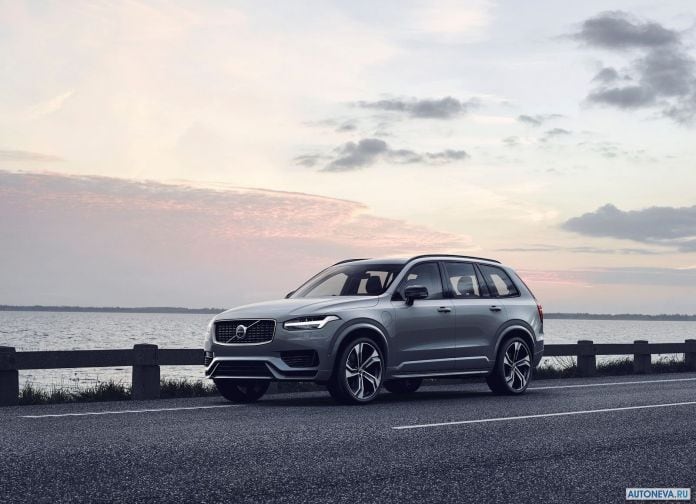 2020 Volvo XC90 - фотография 3 из 44