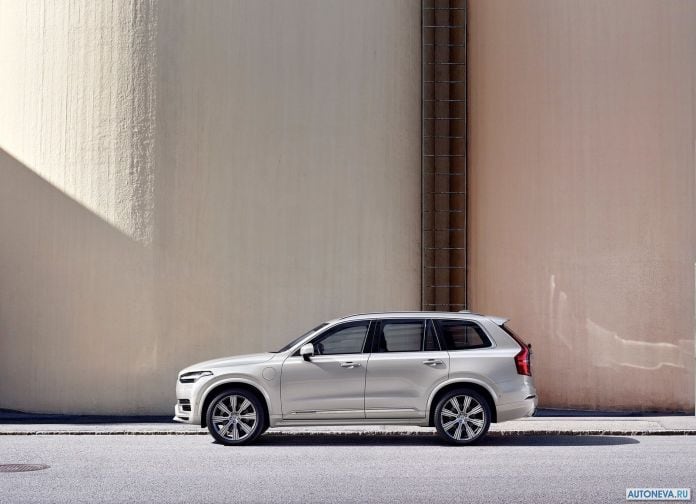 2020 Volvo XC90 - фотография 7 из 44