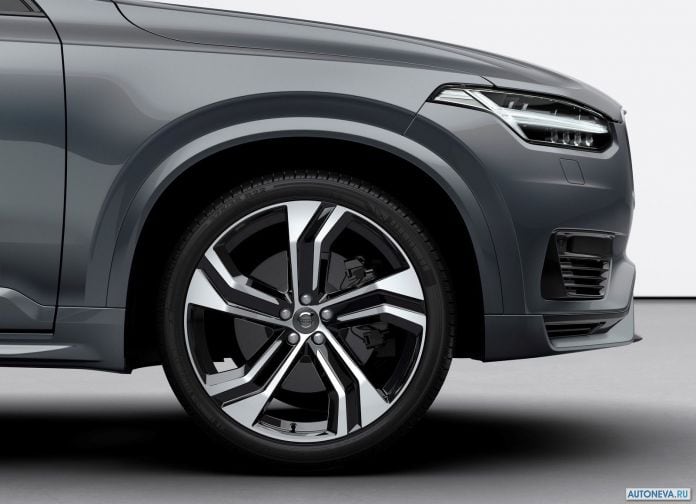 2020 Volvo XC90 - фотография 39 из 44