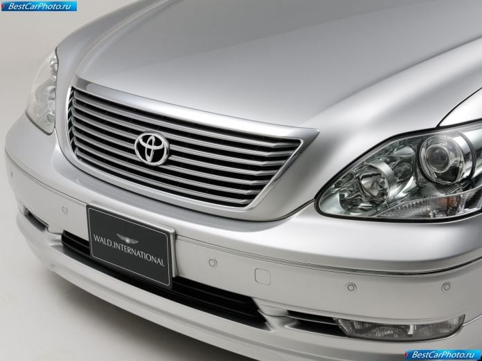 2004 Wald Toyota Celsior - фотография 8 из 11