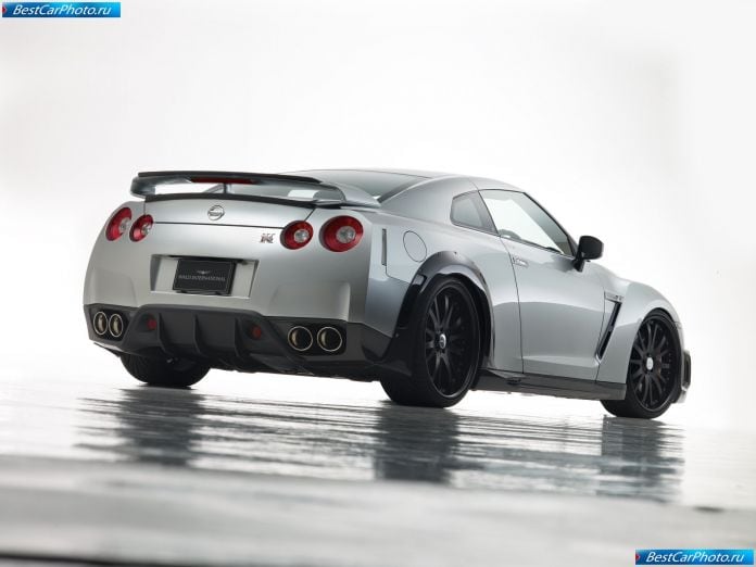 2008 Wald Nissan Gt-r - фотография 23 из 46