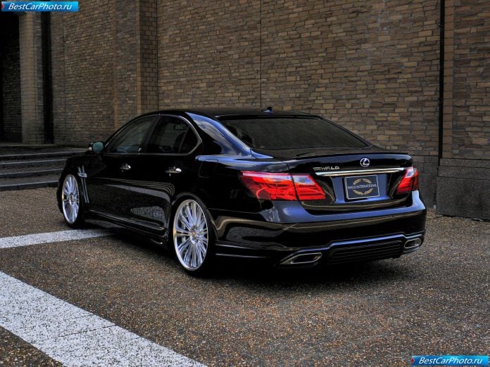2010 Wald Lexus Ls600h - фотография 11 из 38