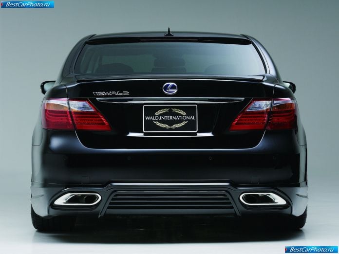 2010 Wald Lexus Ls600h - фотография 19 из 38
