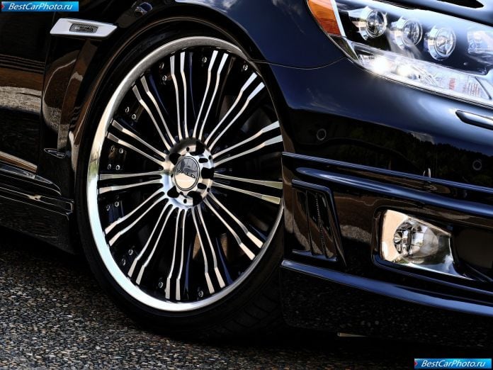 2010 Wald Lexus Ls600h - фотография 31 из 38