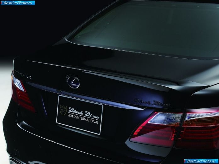 2010 Wald Lexus Ls600h Black Bison - фотография 13 из 17